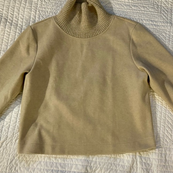 NWT Banana Republic Melton Turtleneck Sweater, SP - Picture 3 of 8